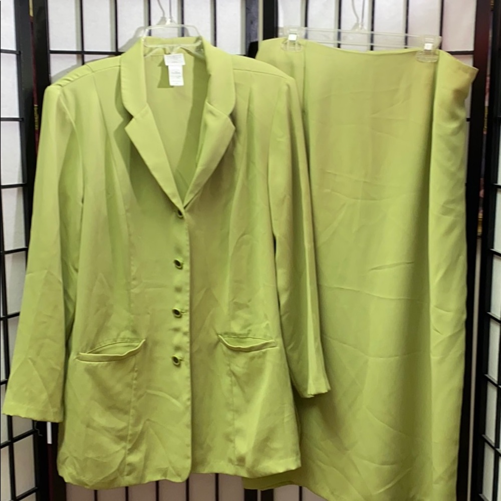 Studio C Plus Skirt Set Size 20